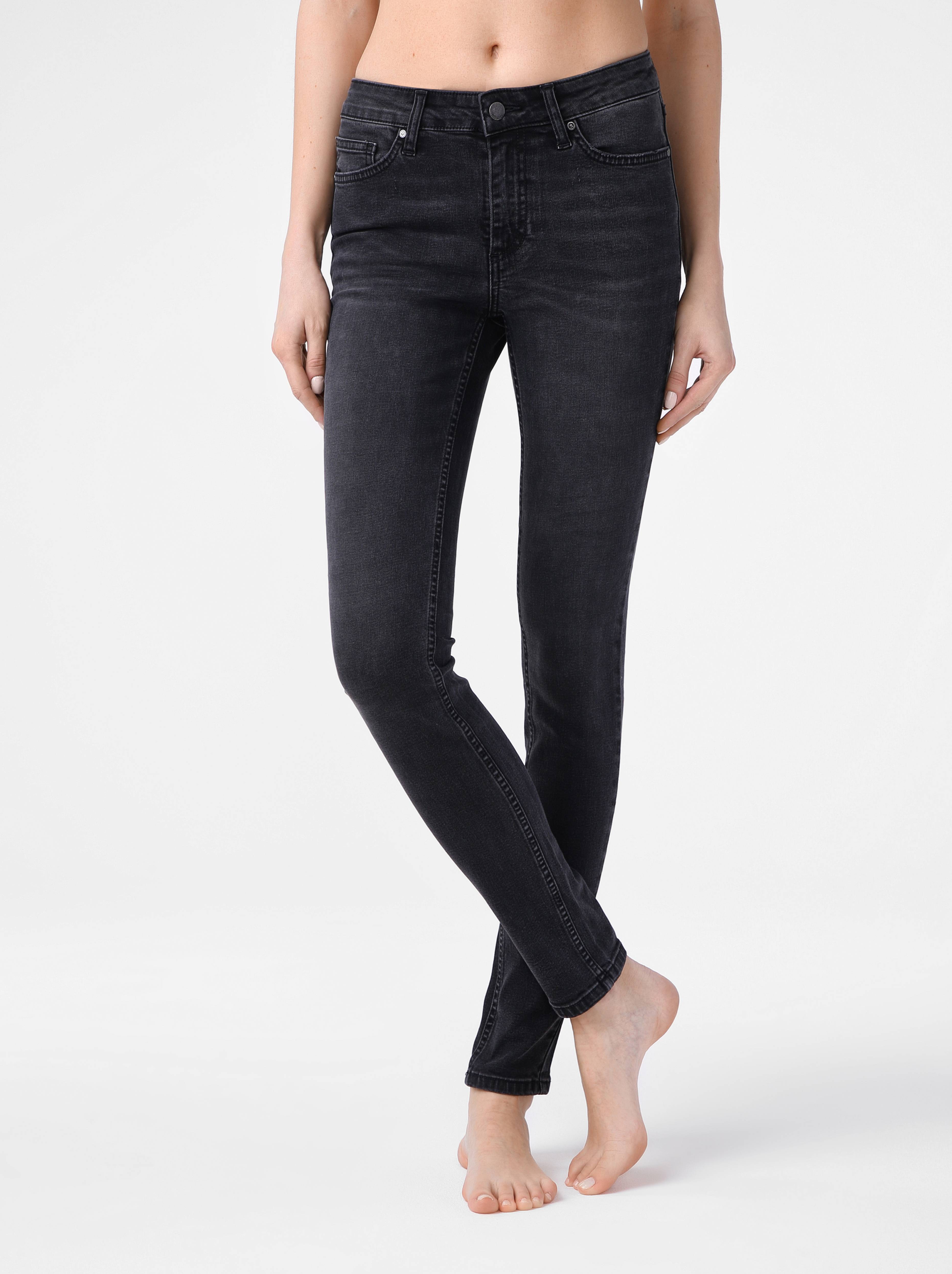 Моделирующие eco-friendly джинсы skinny со средней посадкой CON-150 Conte ⭐️, цвет washed black, размер 164-102 - фото 1