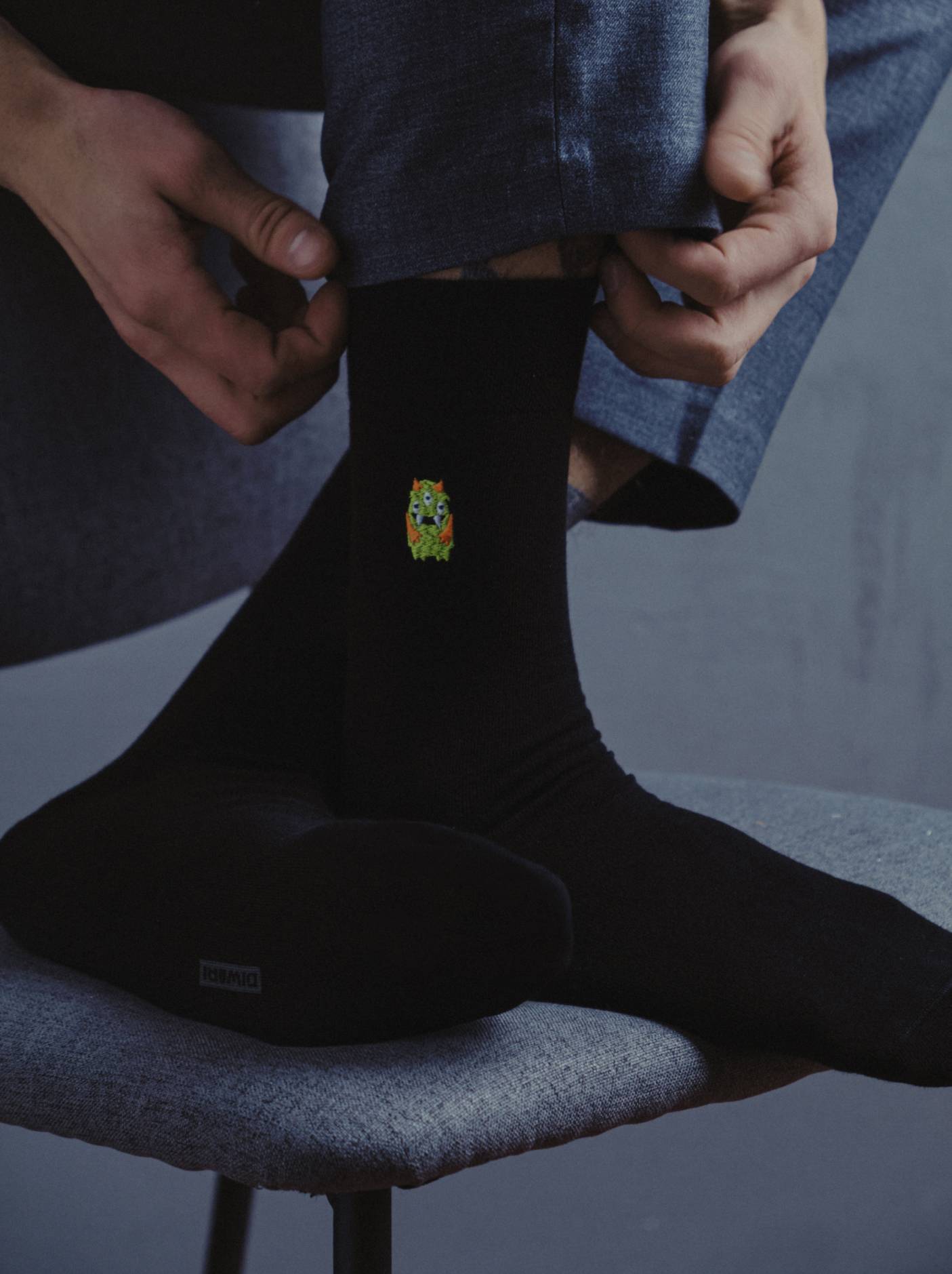 Однотонные хлопковые носки с вышивкой Conte ⭐️, цвет черный, размер 40-41