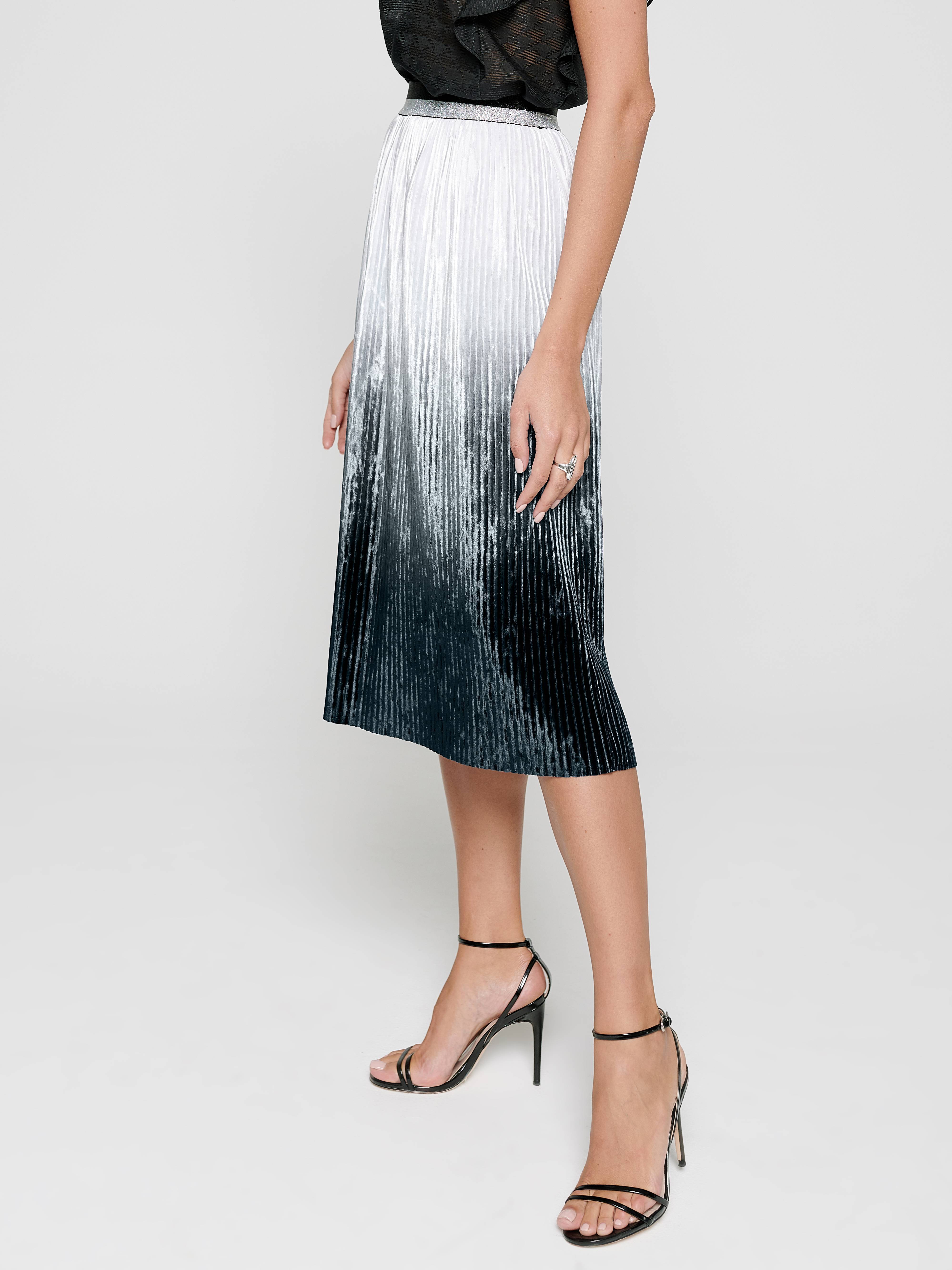 Велюровая юбка с плиссировкой и эффектом градиента AMBER Conte ⭐️, цвет black gradient, размер 170-102 - фото 1