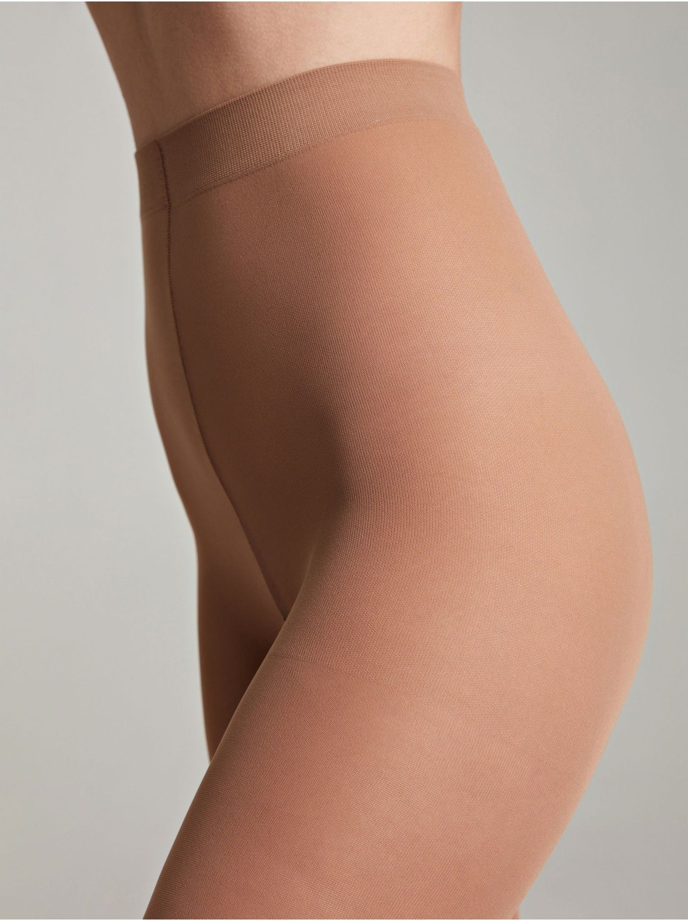 Маскадағы эротикалық фильм