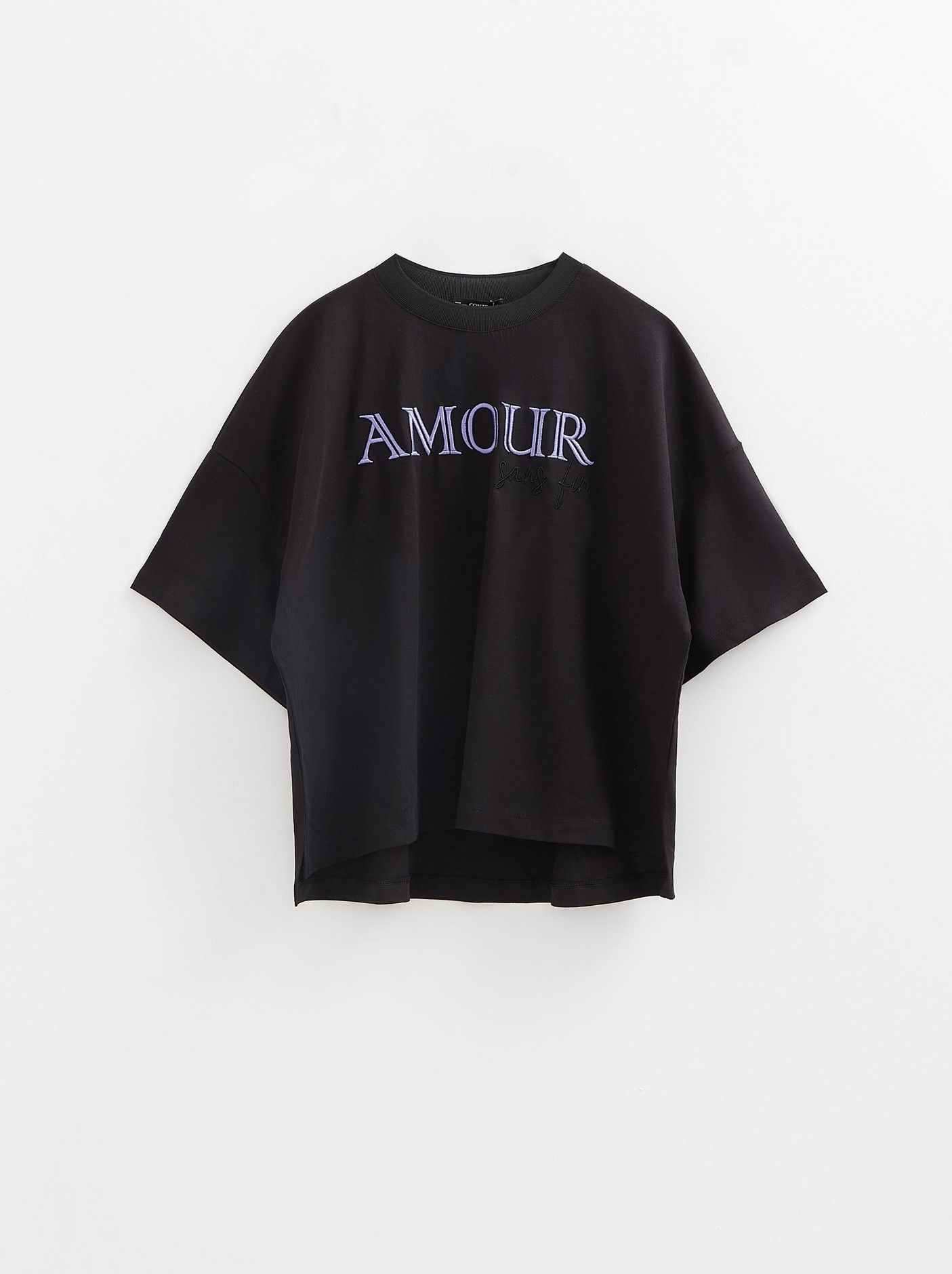 ᐅ Купить Футболка свободного кроя с вышивкой «Amour» LD 2725 в Москве цвет  black-amour 🛍️ в интернет магазине с доставкой по России