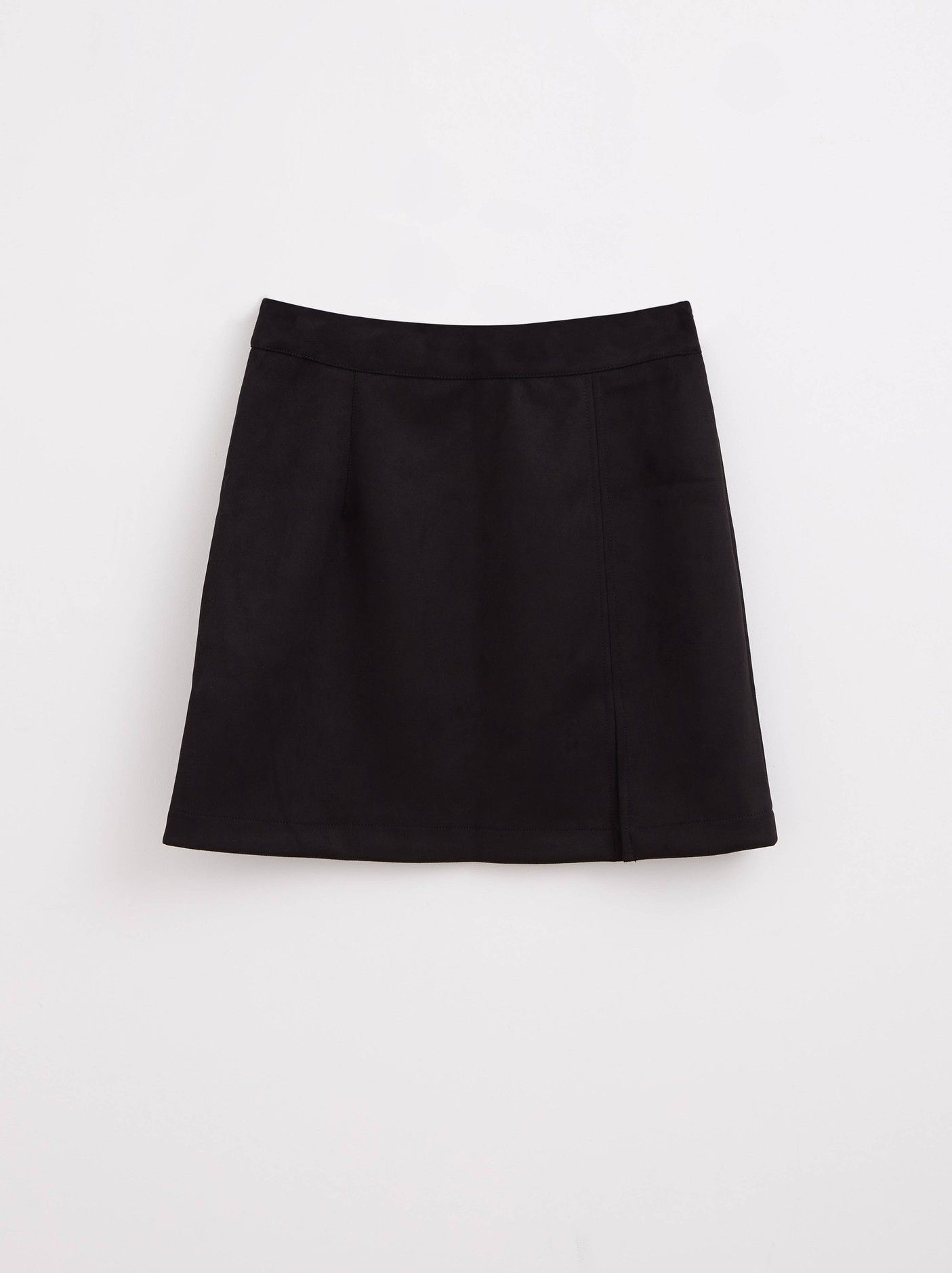 Rus yosh porno onlayn Qizlar oyoqlarini yoyishdi