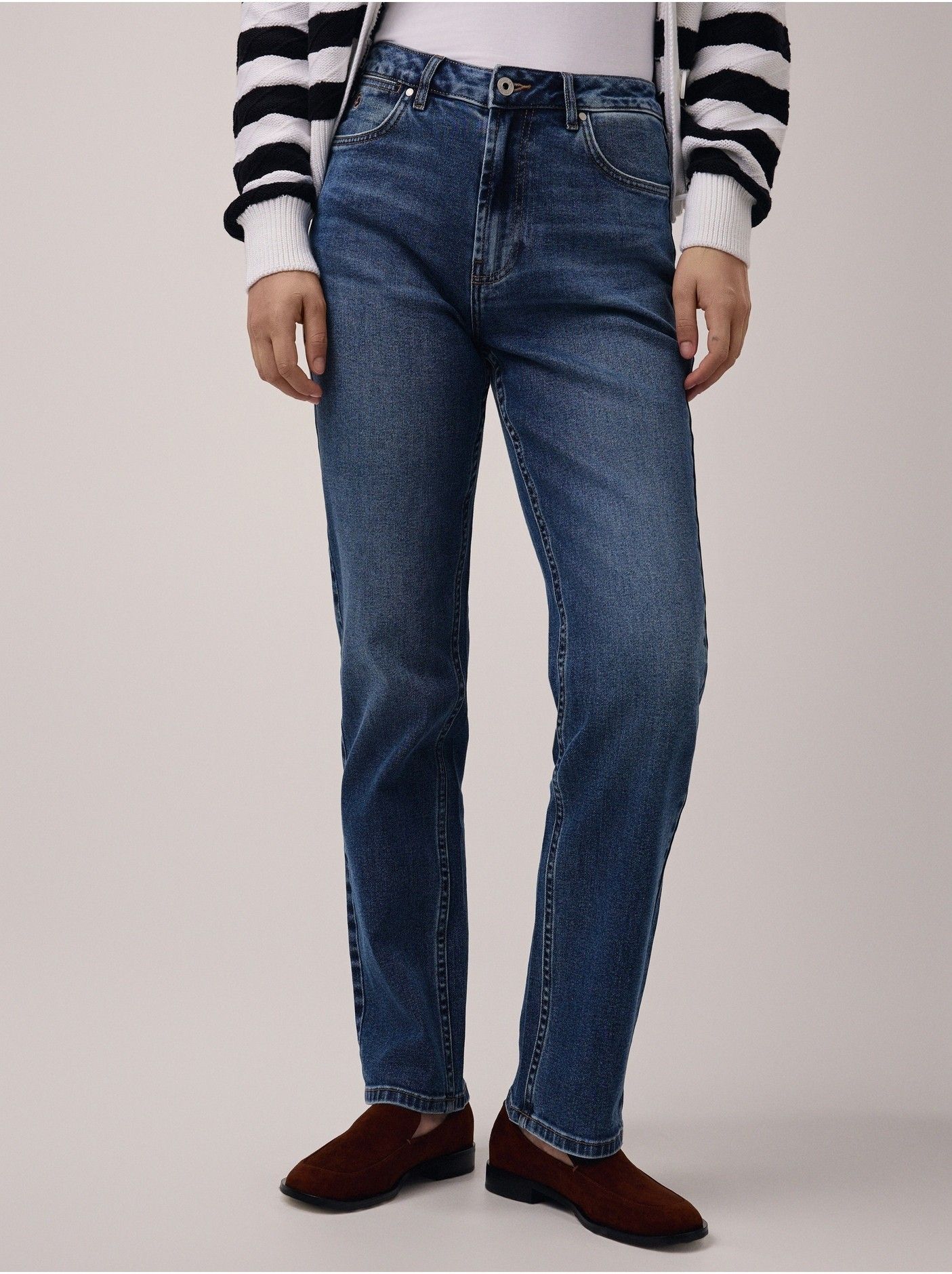 Jeans con patch store