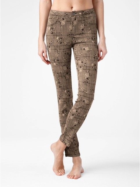 Облегающие брюки женские с цветочным принтом TEONA коричневого цвета Облегающие брюки женские с цветочным принтом TEONA коричневого цвета - купить в интернет-магазине Conte