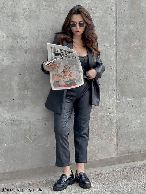 Прямые женские брюки