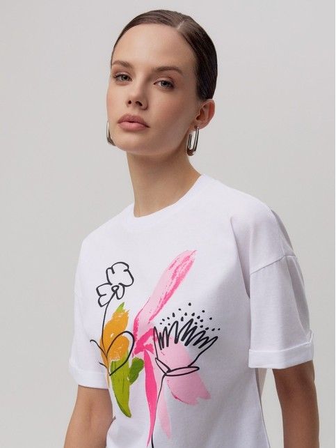 Футболка из хлопка с манжетами по рукавам и рисунком "Abstract flowers" LD 2680 - купить в интернет-магазине Conte