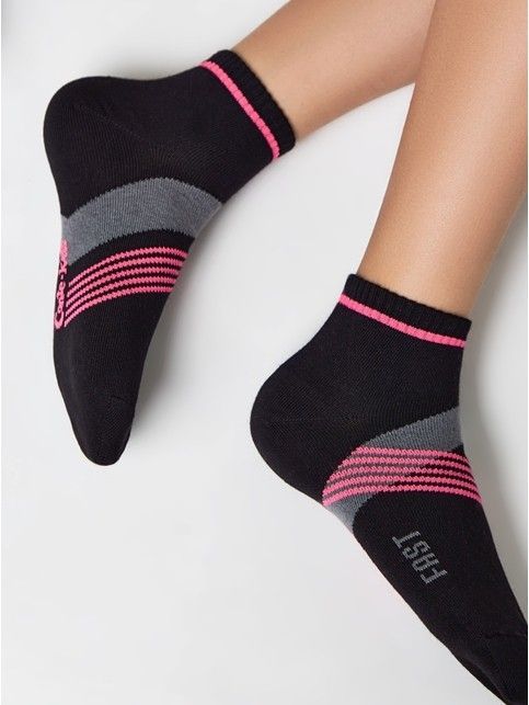 Короткие черные спортивные носки ACTIVE lycra®, модель 956