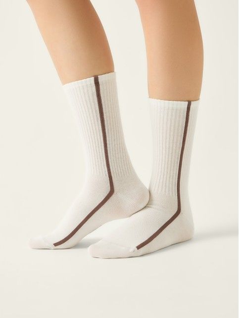 Удлинённые носки с контрастной вертикальной линией - купить в интернет-магазине Conte