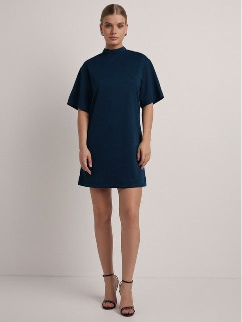 Платье прямого кроя из костюмного полотна LPL 2801