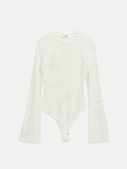 Боди в рубчик с расклешенными рукавами с разрезами LBD 3243 - купить в интернет-магазине Conte