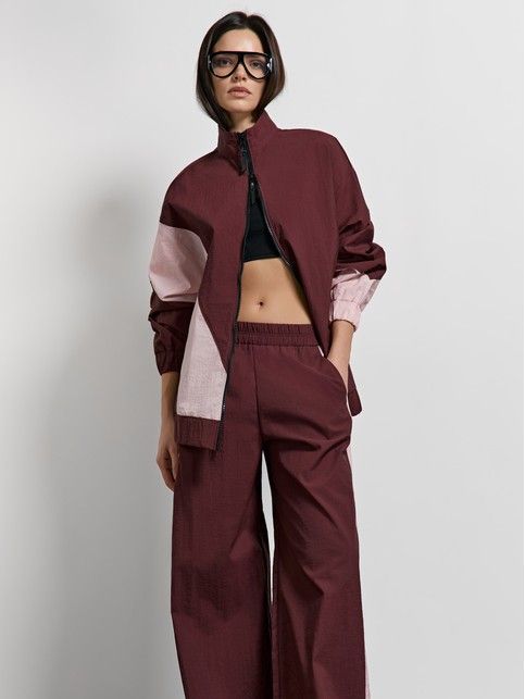 Удлиненный бомбер с контрастными вставками и воротником-стойкой LJ 3512 - купить в интернет-магазине Conte