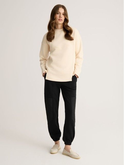 Свитшот с отделочными строчками и декоративными подрезами LD 2832 - купить в интернет-магазине Conte