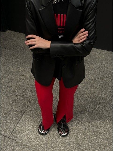 Брюки из футера с рельефными швами и разрезами LBK 2595 - купить в интернет-магазине Conte