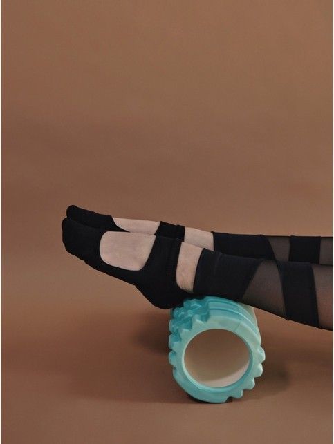 Носки для йоги с антискользящей стопой