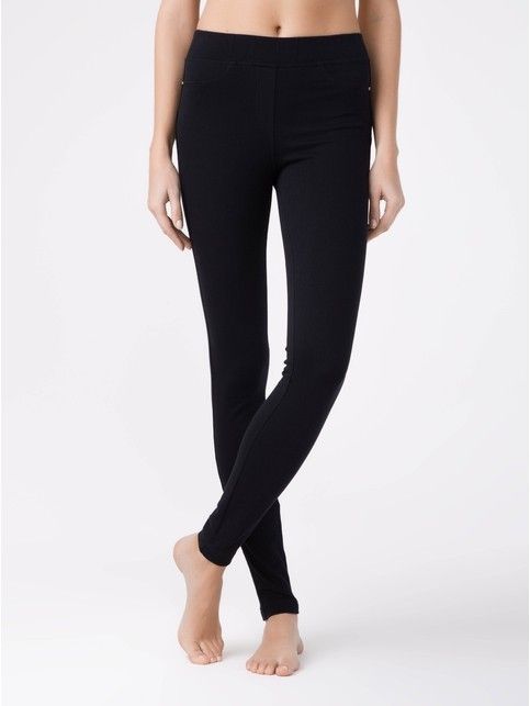 Моделирующие джеггинсы с эффектом