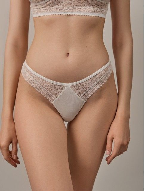 Трусы «бразилиана» из фактурного кружева и хлопка LACE TWIST LBR 2568