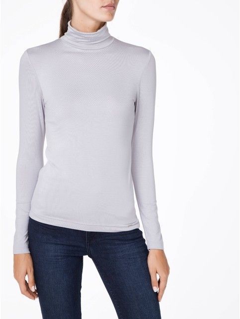 Классическая водолазка из вискозы