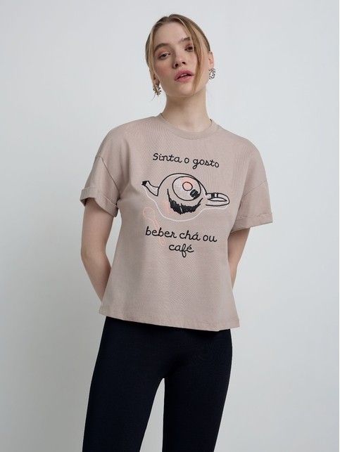 Футболка с манжетами и рисунком «Café» LD 2103