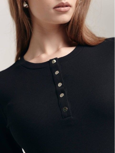 Боди в мелкий рубчик с планкой на кнопках LBD 1386