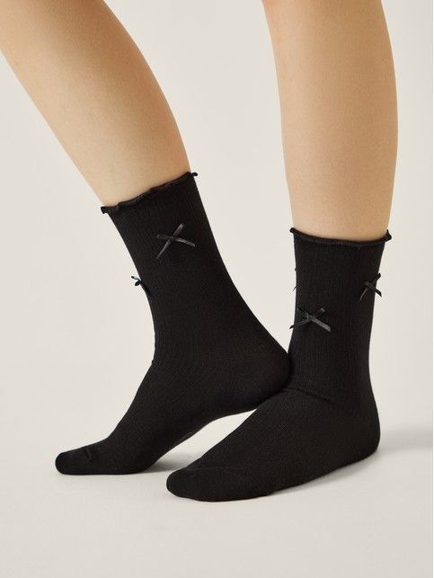 Однотонные носки с бантиком и волнистым краем - купить в интернет-магазине Conte