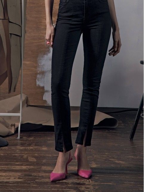 Черные джинсы skinny с разрезами CON-524