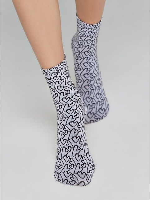 Плотные носки с вывязанным рисунком «сердечки»