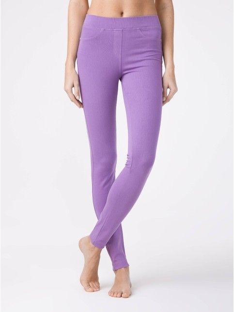 Моделирующие джеггинсы с эффектом