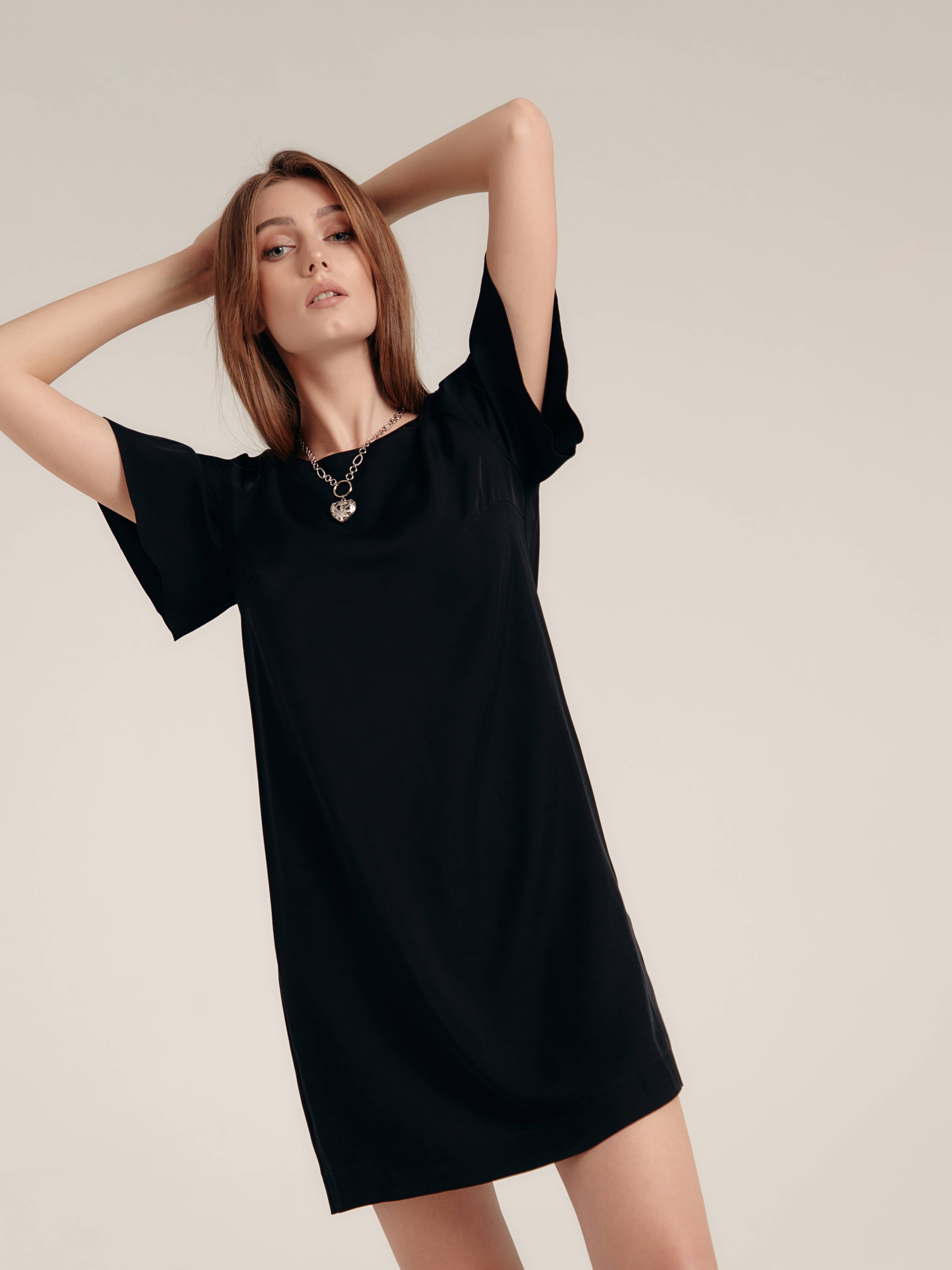 Платье свободного кроя LPL 1190 из вискозы Conte ⭐️, цвет black, размер 170-100-106 - фото 1